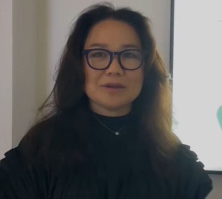 Veronica Cho